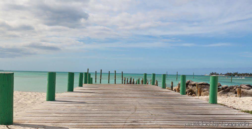 Bluegreen Bluewater Resort At Cable Beach Nassau Exterior foto